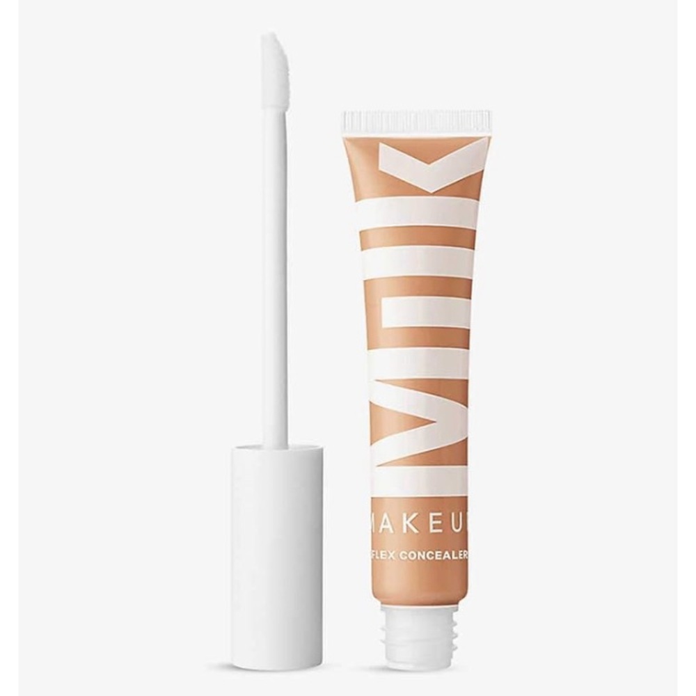 New 🌟 Milk Makeup Blur Liquid “Caramel” Foundation
